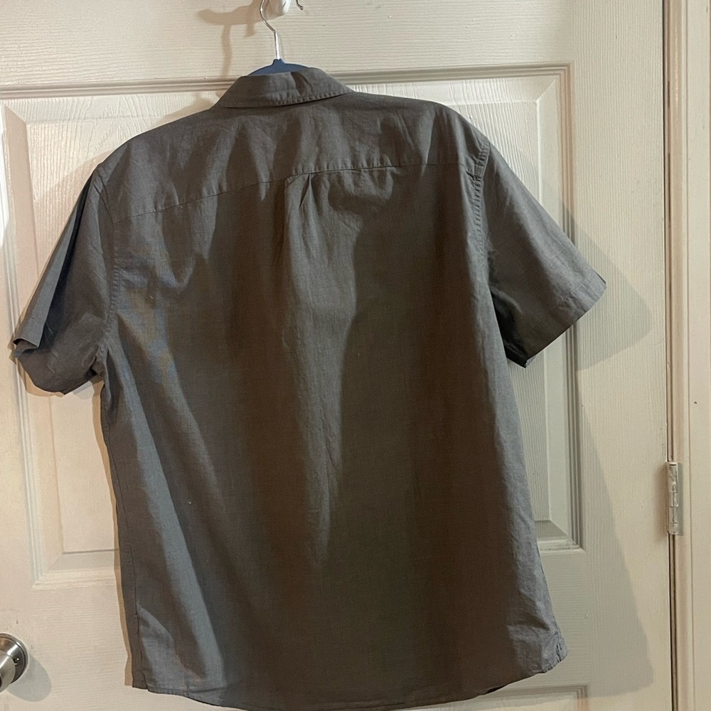 American Eagle Outfitters Dark Gray Casual Shirt - Picture 6 of 8